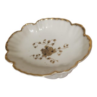 Collector's Lefton Pedestal Soap Dish With Gold Trim and Floral Detailing. For Sale