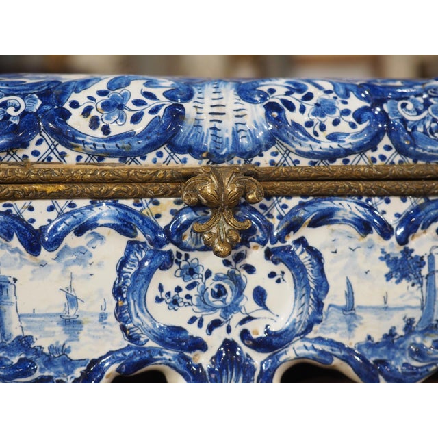 Hand Painted Blue and White Delft Table Box, Circa 1850 For Sale - Image 14 of 17