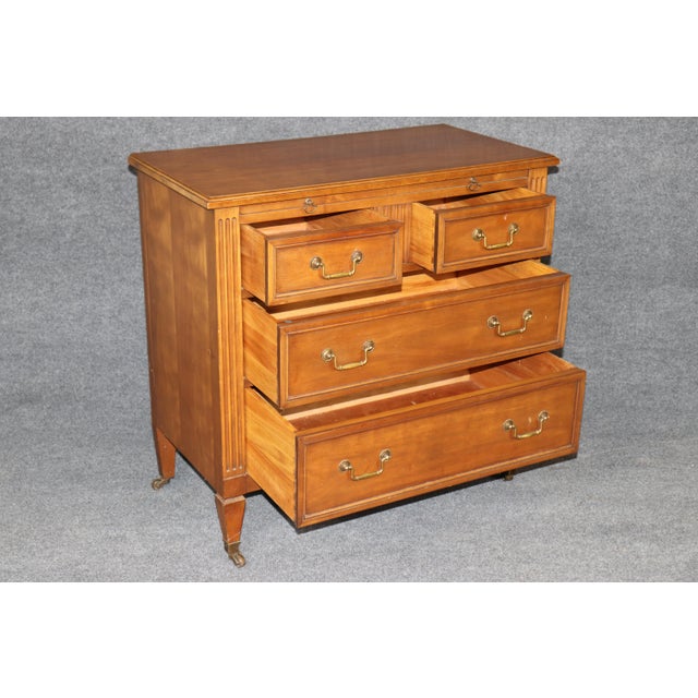 1950s Pair of Kindel Louis XVI Directoire Style Brass Mount Commodes For Sale - Image 5 of 15