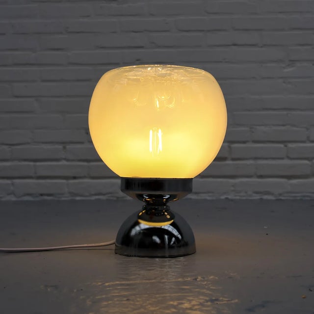 Italian Space Age Glass Table Lamp, 1970s For Sale - Image 3 of 8