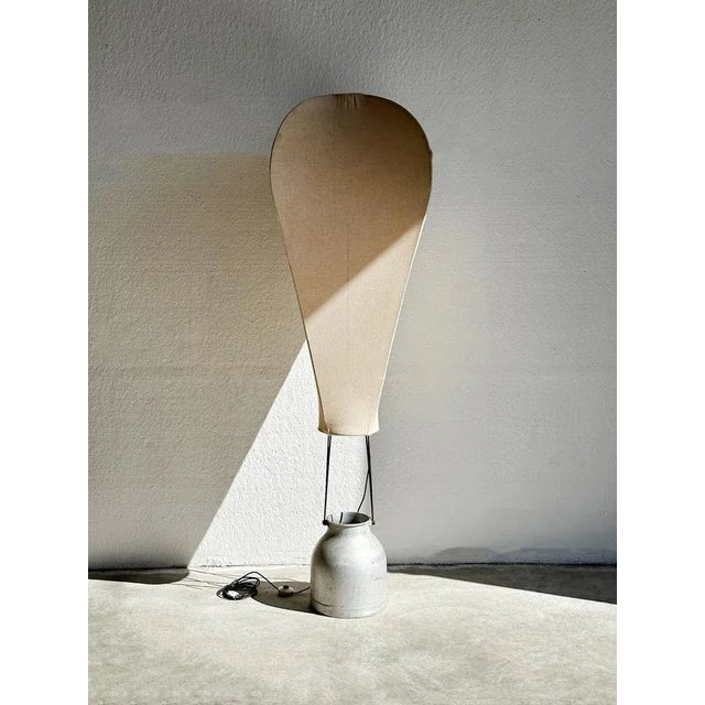 Mid-Century Modern Mid-Century Floor Lamp in Beige, Brown and White For Sale - Image 3 of 6