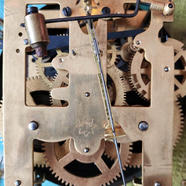 Rustic 1920 Small German Pendulum Clock Made by Gebrüder Junghans From Black Forest For Sale - Image 3 of 4