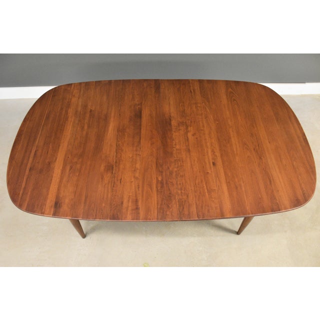 Mid-Century Modern 1960s Solid Cherry Dining Table by Willett Furniture For Sale - Image 3 of 12