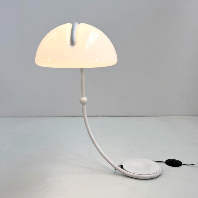 White Serpente Floor Lamp by Elio Martinelli for Martinelli Luce, 1970s For Sale - Image 9 of 11
