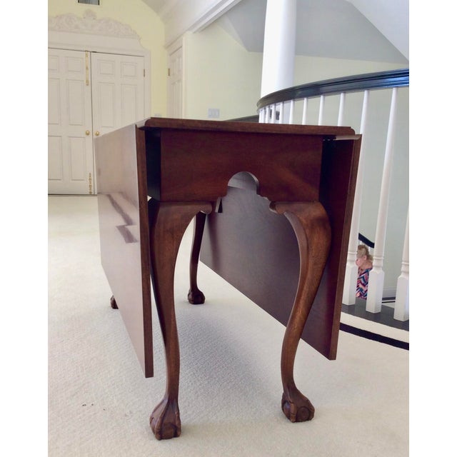 American Late 20th Century Queen Ann, Drop Leaf Table in Solid Mahogany Wood by Banks Coldstone Co. For Sale - Image 3 of 13