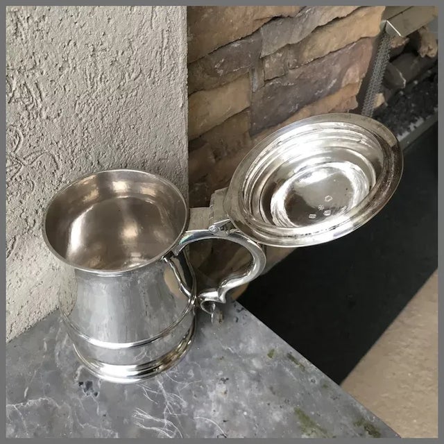 Early 18th Century English Sterling Silver Tankard For Sale - Image 4 of 7