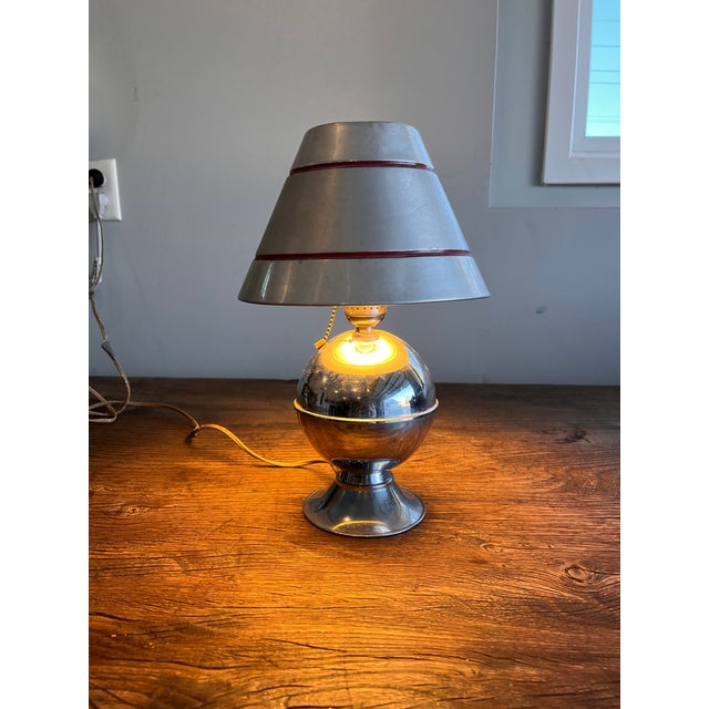 1930s Rare Antique Art Deco Machine Age 1930's Saturn Chase Table Lamp - Aluminium Shade For Sale - Image 5 of 8
