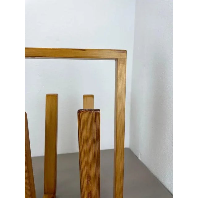 Cubic Brutalist Pine Wood Magazine Holder in the style of Chapo Perriand, France, 1970s For Sale - Image 10 of 18