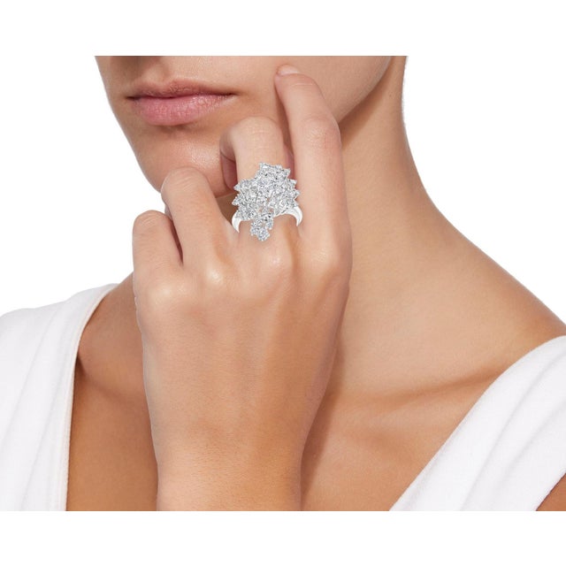 2.5 Carat Diamond Cluster Cocktail Ring 18 Karat White Gold 12.8 Grams Ring For Sale - Image 17 of 18