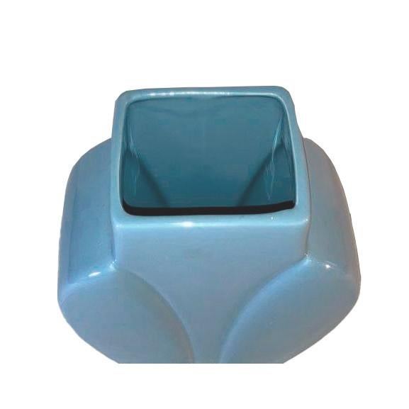 Ceramic 1980s Vintage Haeger Pottery Sky Blue Ceramic Vase For Sale - Image 7 of 8