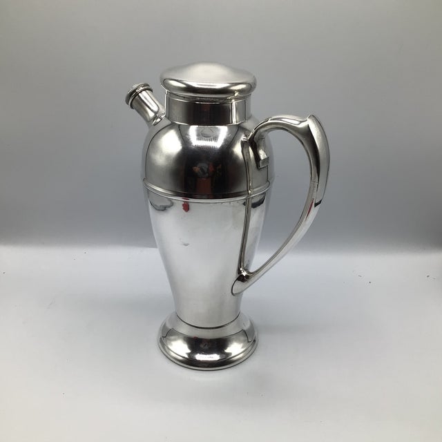 International Silver Vintage 1930s International Silver Company Silver-Plated Cocktail Shaker For Sale - Image 4 of 12