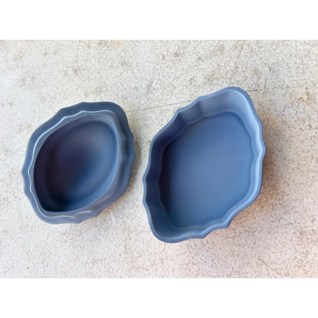 Late 20th Century. Wedgwood Blue Jasperware Scalloped Oval Trinket Box For Sale In West Palm - Image 6 of 7