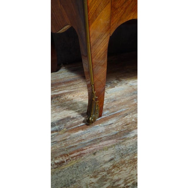 20th Century Louis XV Curved Wardrobe in Marquetry with Floral Decoration For Sale - Image 10 of 14