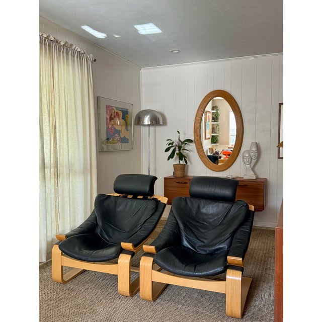 A sculptural set of Kroken “Pigeon” armchairs by Åke Fribytter for Nelo Möbel, circa 1970s. A beautiful Scandinavian...