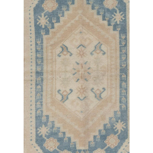 Vintage Turkish Oushak Rug 2'11 X 6'5 For Sale In New York - Image 6 of 8