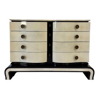 Art Deco Chest of Drawers in Parchment and Black Lacquer by Osvaldo Borsani for Borsani, 1940s For Sale