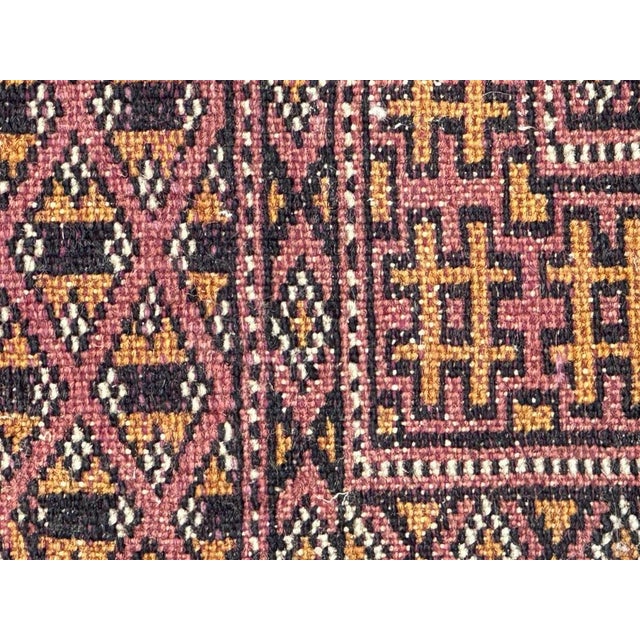 Vintage Pakistani Rug, 1980s For Sale - Image 12 of 13