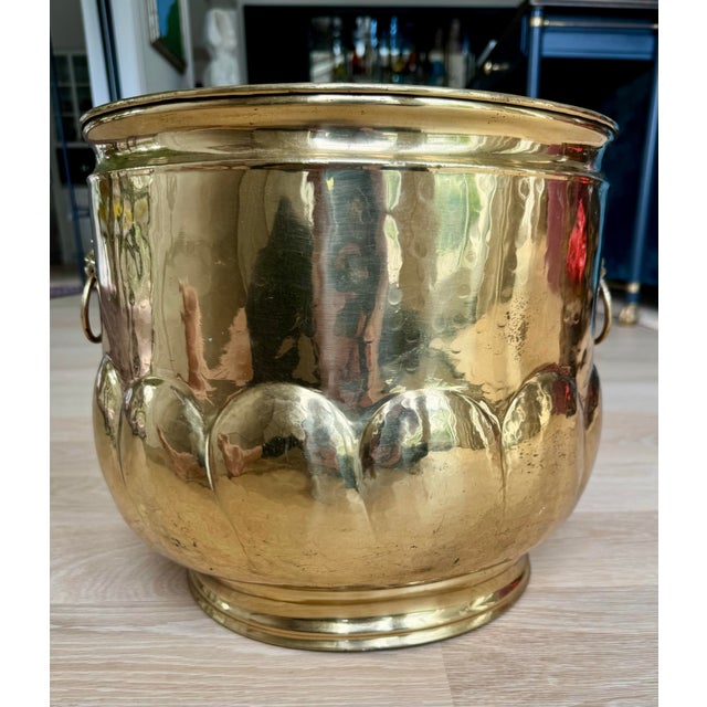 English Vintage English Hand-Hammered Brass Lion Head Cachepot Jardinière For Sale - Image 3 of 12