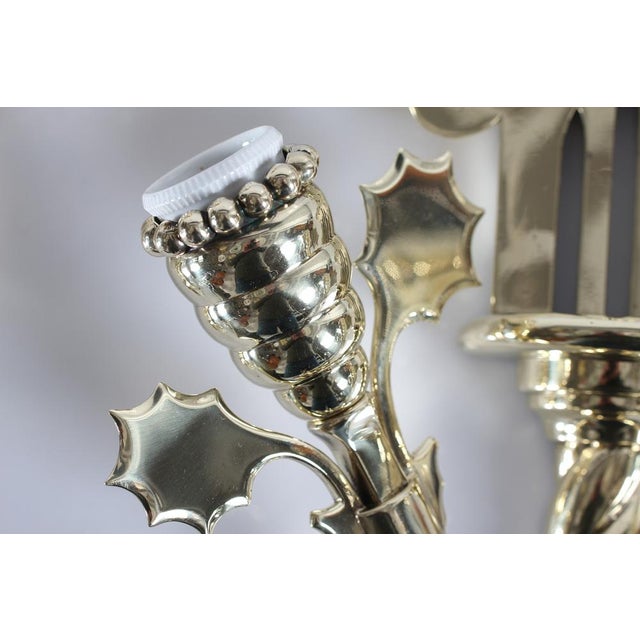 Art Nouveau Wall Lights in Brass in the style of Thorvald Bindesbøll, Denmark, 1900s, Set of 2 For Sale - Image 6 of 16