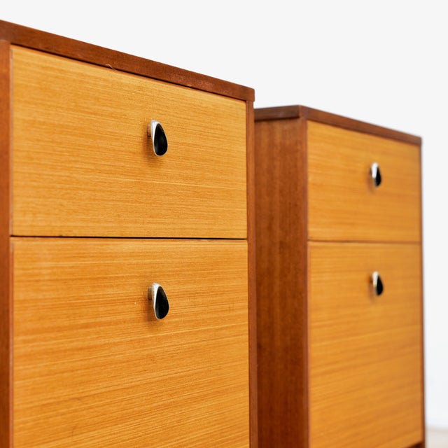 1960s 1960s Pair of Mid Century Nightstands For Sale - Image 5 of 10