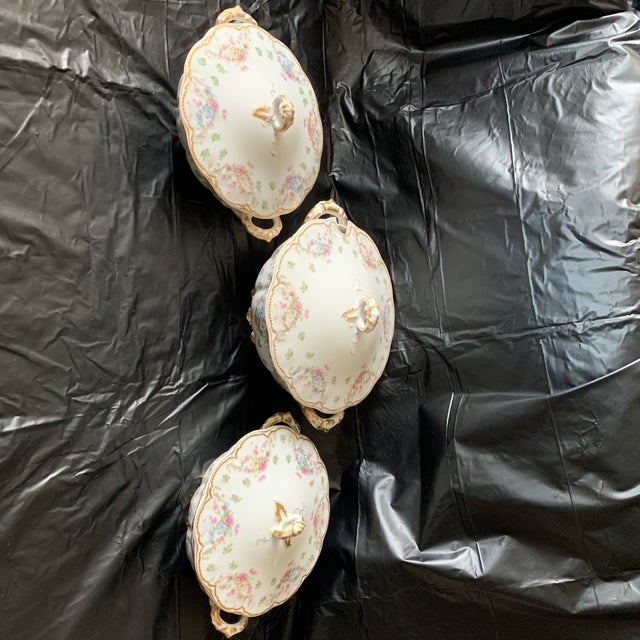 French Vintage French Limoges Serving Dishes With Lids- Set of 3 For Sale - Image 3 of 9