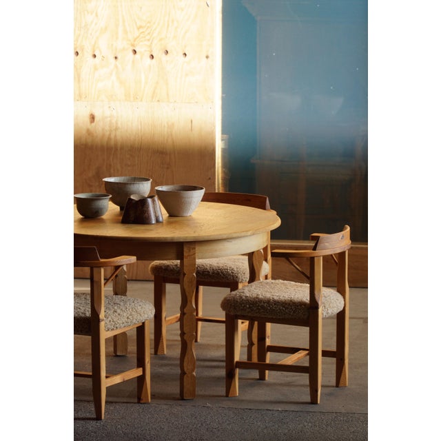 Mid-Century Modern Round Oak Dining Table with Three Extensions, 1960s For Sale - Image 18 of 18