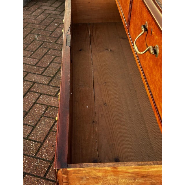 Georgian Walnut Chest of Drawers For Sale - Image 17 of 18