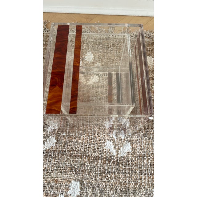 Mid Century Modern Clear & Amber Lucite Cube Ice Bucket Barware For Sale - Image 4 of 12