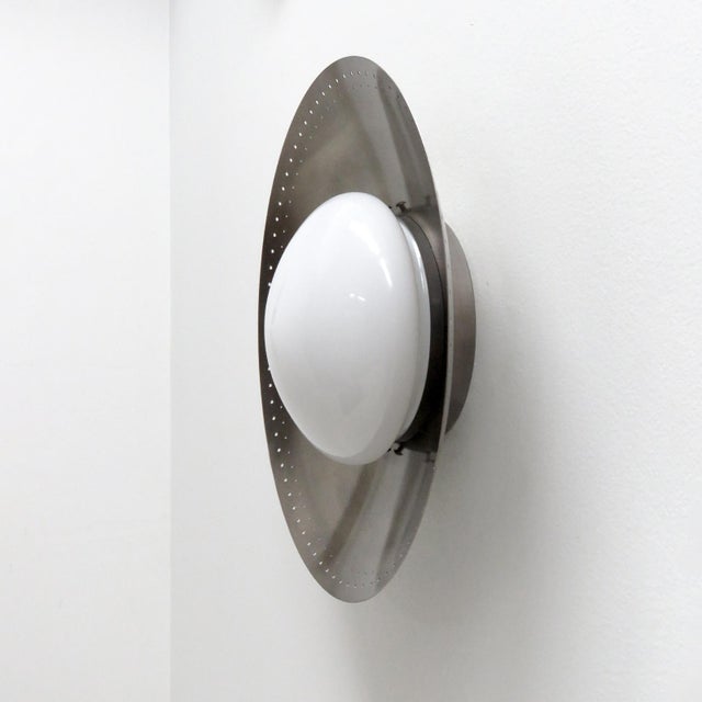 Gallery L7 Silver Maine-18™ Wall Light by Gallery L7 For Sale - Image 4 of 10