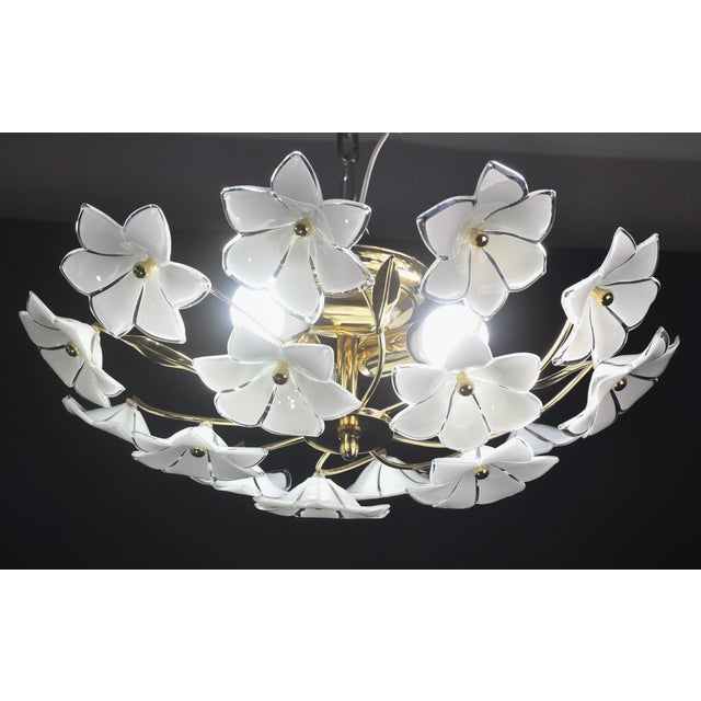 Glass 1940s Italian Delicious Murano Ceiling Light White Flowers For Sale - Image 7 of 15
