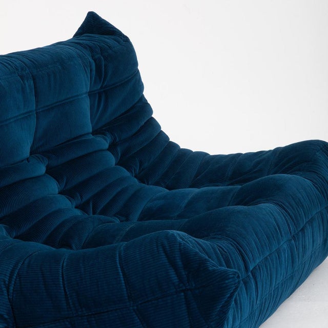 Ligne Roset Togo Three-Seater Sofa in Dark Blue Tissue by Michel Ducaroy for Ligne Roset For Sale - Image 4 of 18