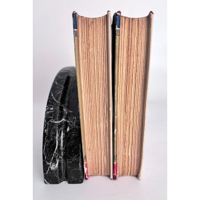 Vintage 1956 H.G. Wells Outline of History Vols. I and II Hardcovers With Original Dust Jackets - Set of 2 For Sale - Image 4 of 10