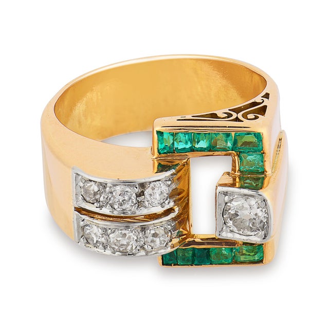 Mid-Century Modern 1940s Retro Diamond Emerald 18k Rose Gold Ring, Size 4 For Sale - Image 3 of 6