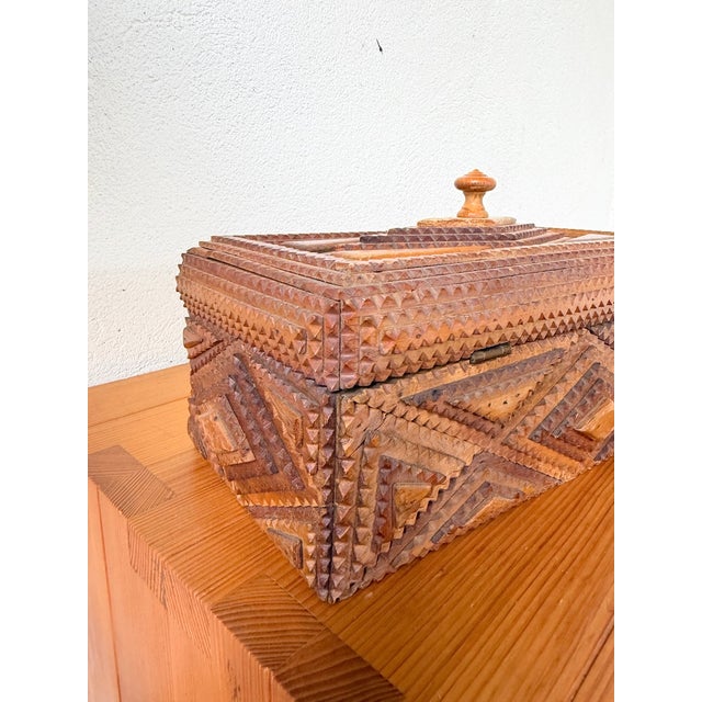 Antique Tramp Box in Pine, 1900 For Sale - Image 14 of 18