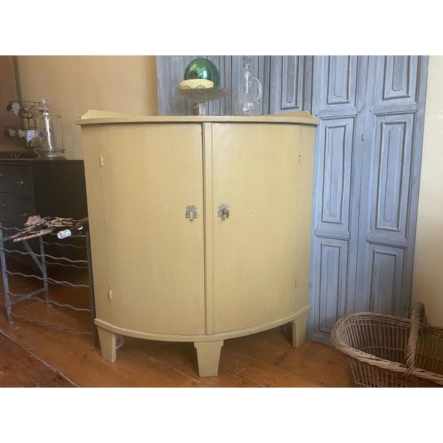 Dutch Corner Cupboard with Convex Doors, 1870s For Sale - Image 6 of 17