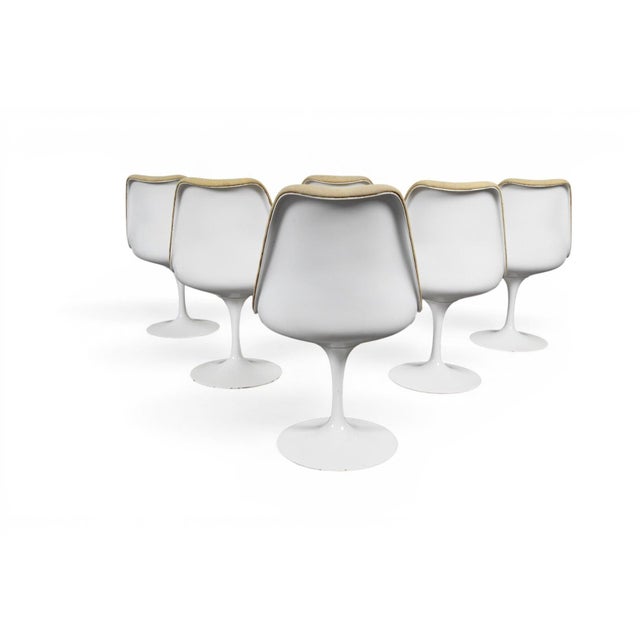 Knoll Mid 20th Century Set of Six Eero Saarinen Tulip Dining Chairs For Sale - Image 4 of 9