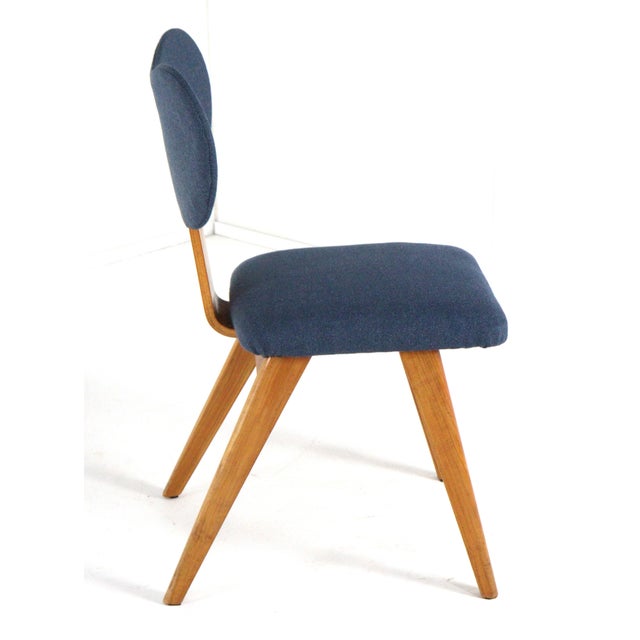 Round Dining Table and Chairs in Beech Heart, 1950s, Set of 5 For Sale - Image 6 of 18