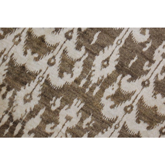 Handmade Wool & Cotton Ikat Rug. 09'02" X 12'07" For Sale - Image 4 of 5