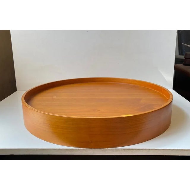 Wood Circular Serving Tray in Teak attributed to Uno & Östen Kristiansson, 1960s For Sale - Image 7 of 9