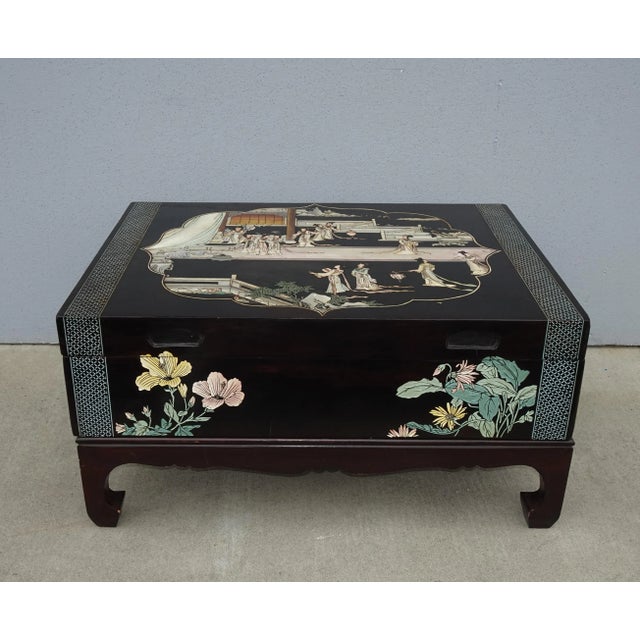 Gorgeous Coffee Table in Good Vintage Condition. Solid and Firm. The table top is slightly faded, there are many small...