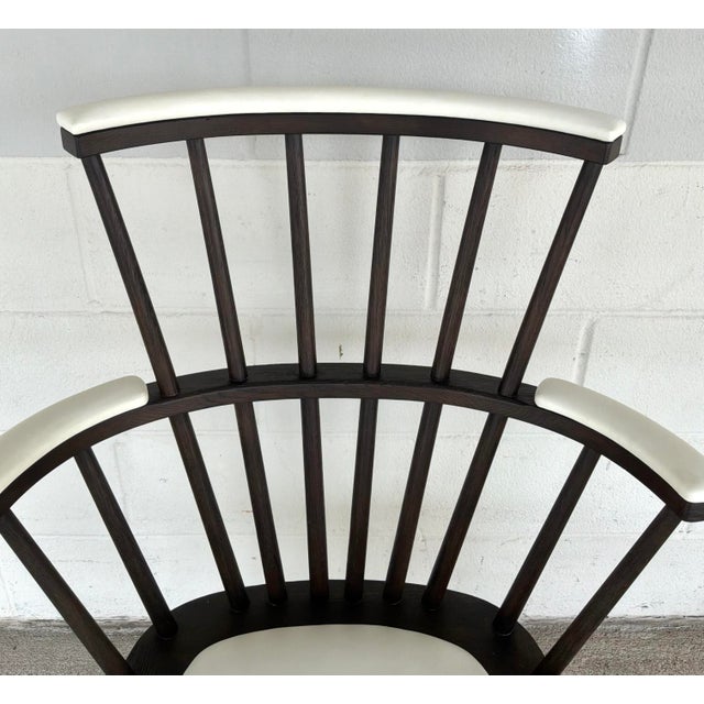 Revelation Modern White Leather Windsor Low Country Dining Chairs Set of 4 For Sale - Image 4 of 7