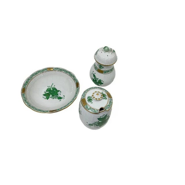 Herend hungary porcelain "chinese bouquet apponyi green" set. A lidded mustard pot, can also be used for jam a sugar...