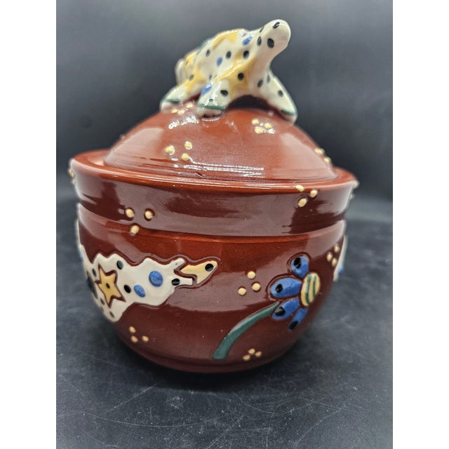 Pritchett & Shelby 1991 Art Pottery Vase Jar Imagine Dragon Dove Animalia For Sale - Image 4 of 5