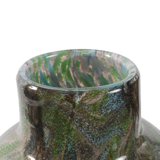 Kenneth Ludwig Chicago Kabir Glass Vase- Medium For Sale - Image 4 of 8