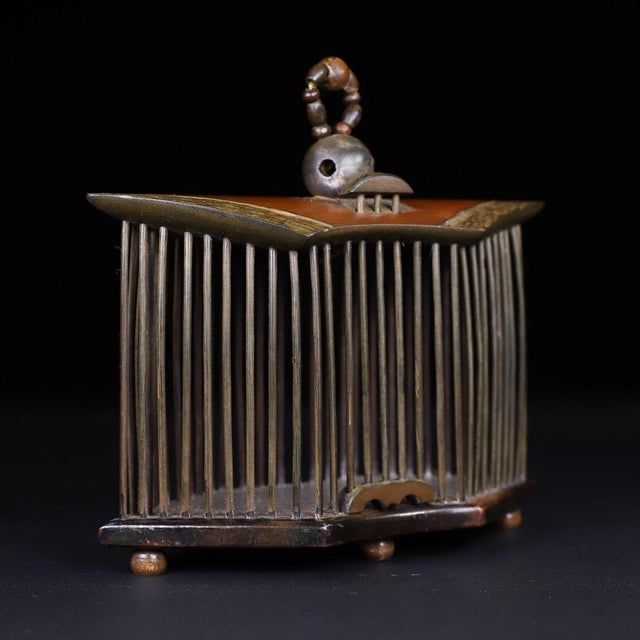 Traditional Vintage Wooden Hexagonal Cricket Cage / Bug Box For Sale - Image 3 of 10