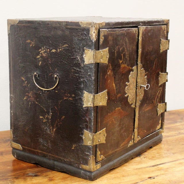 Antique Lacquered and Painted Traval Jewelry Cabinet, 1800s For Sale - Image 6 of 18