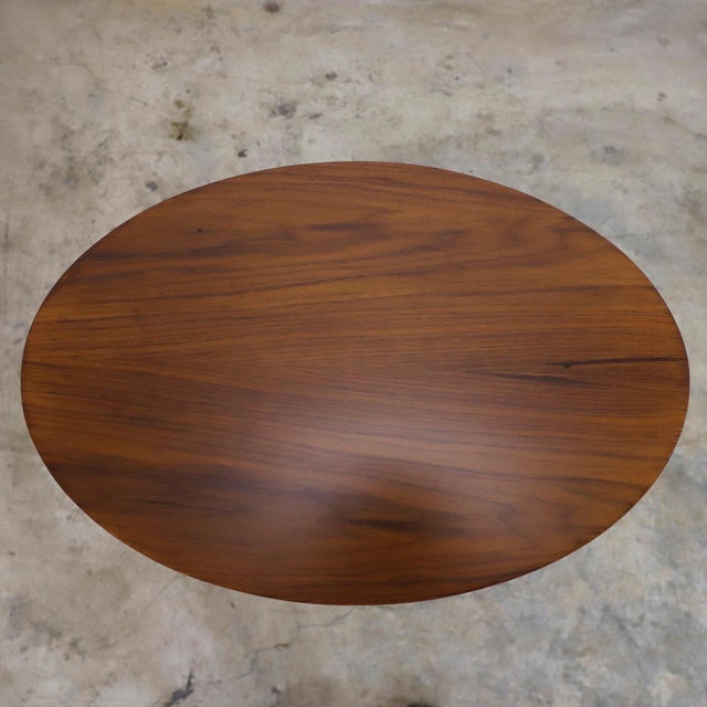 Metal 1960s Attributed to Eero Saarinen for Knoll Rare Oval Tulip Side Table For Sale - Image 7 of 18