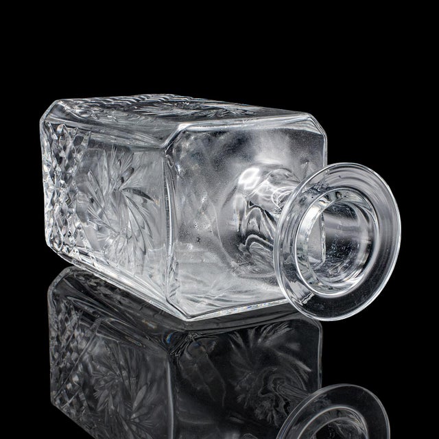 Transparent Vintage Whiskey Decanter, English, Cut Glass, Scotch, Brandy, Spirits, c.1975 For Sale - Image 8 of 12