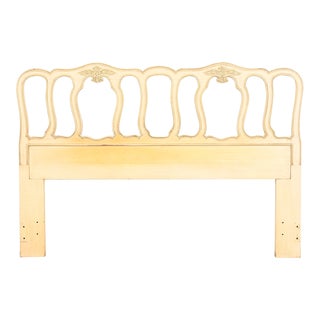 Henredon French Provincial Louis XV Cream and Light Green Lacquered Queen Size Headboard, Circa 1960s For Sale