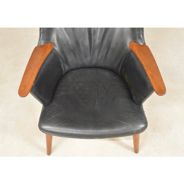 Mid-Century Modern 1960s Hans J. Wegner Black Leather Mama Bear Chair For Sale - Image 3 of 11
